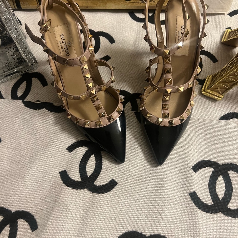 Authentic  Valentino